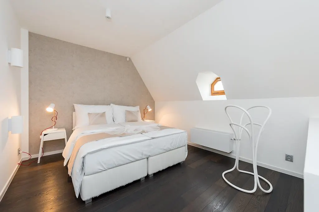Avenue Apartments Prague 0*,